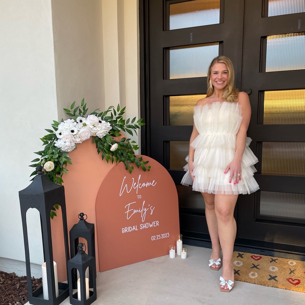 WHITE MINI TULLE DRESS - perfect for a bridal shower or bachelorette! Size M